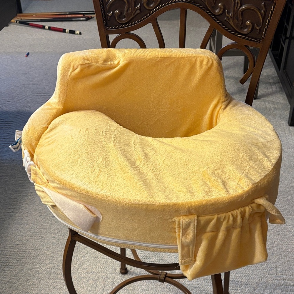 My Breast Friend Super Deluxe Yellow Nursing Pillow